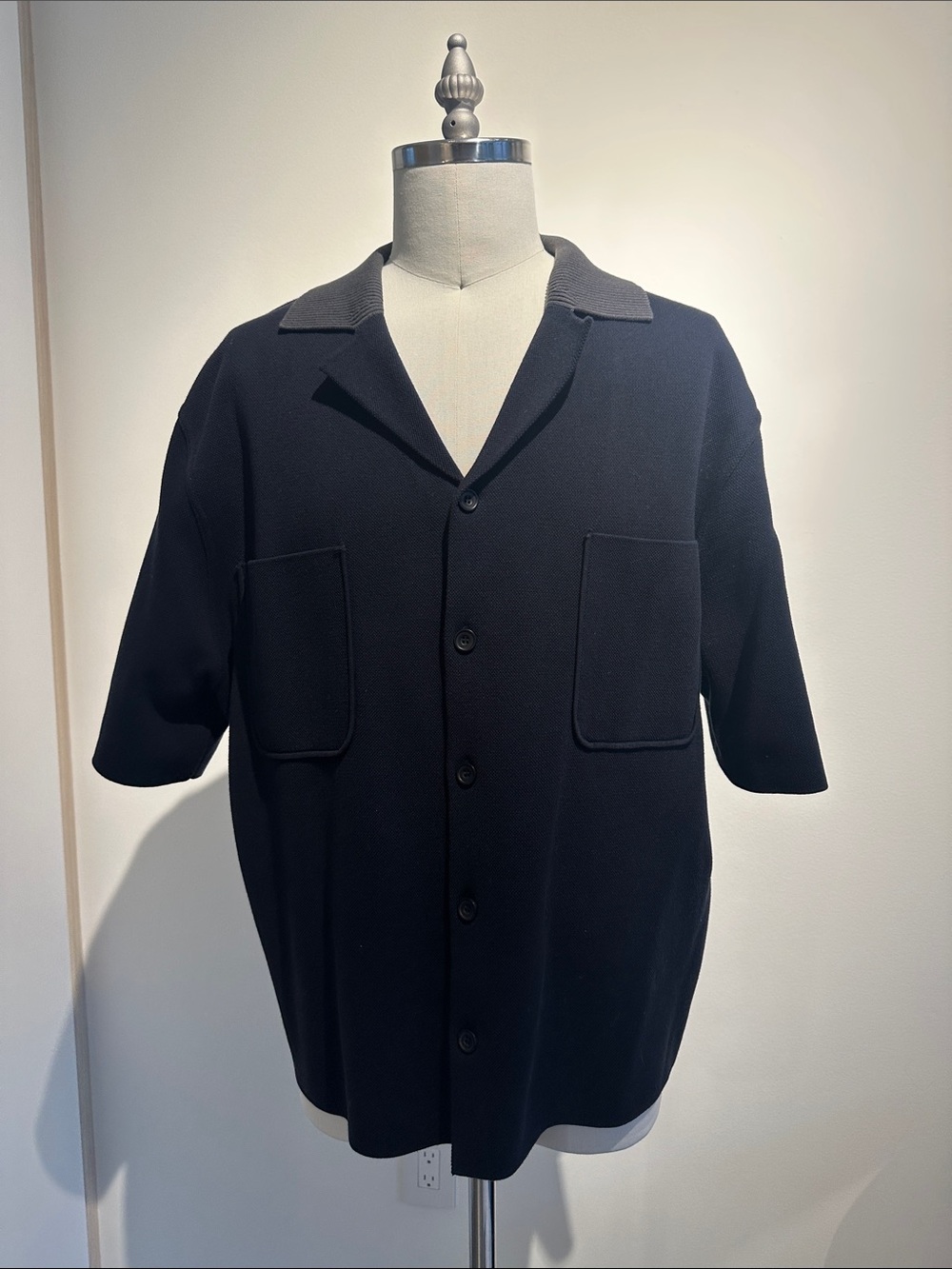 COS Black Short-Sleeve Shirt Jacket